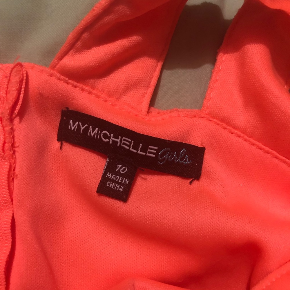 Girls size 10 salmon colored cute fancy dress